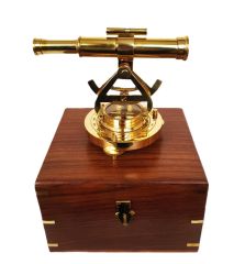 Ahşap Kutusunda Pirinç Dürbün ve Pusula