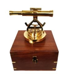 Ahşap Kutusunda Pirinç Dürbün ve Pusula