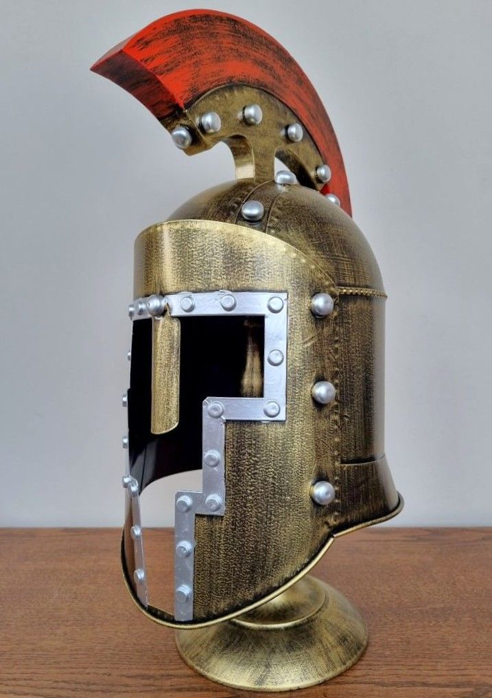 Metal Spartan Miğferi