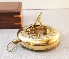 Ahşap Kutulu Güneş Saatli Pusula