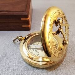 Ahşap Kutulu Güneş Saatli Pusula