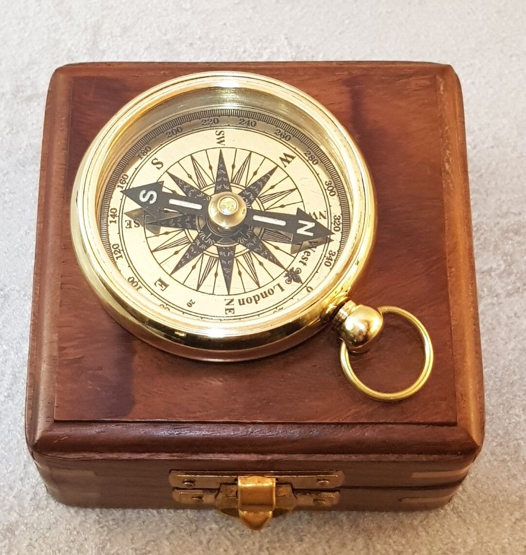 Ahşap Kutulu Pirinç Pusula