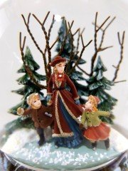 Ormanda Gezinti Kar Küresi