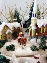 Dev Müzikli Kar Küresi