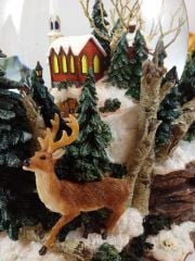 Dev Müzikli Kar Küresi