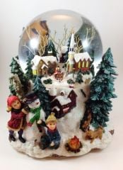 Dev Müzikli Kar Küresi