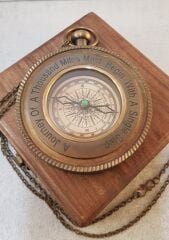 Ahşap Kutulu Antik Pusula