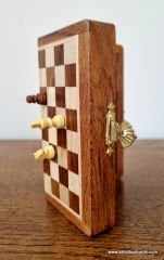 MIKNATISLI KÜÇÜK BOY AHŞAP SATRANÇ TAKIMI