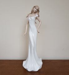 Leonardo Collection Porselen Kadın Biblo 45 cm