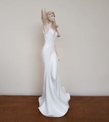 Leonardo Collection Porselen Kadın Biblo 46 cm