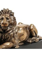 Aslan Heykeli Biblo