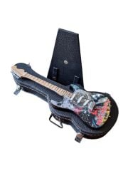 Çantalı Ahşap Gitar Biblo (Iron Maiden)