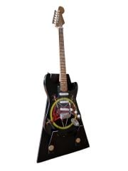 Çantalı Ahşap Gitar Biblo (Slayer)