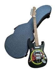 Çantalı Ahşap Gitar Biblo (Slayer)
