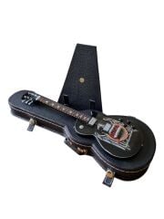 Çantalı Ahşap Gitar Biblo (Slayer)