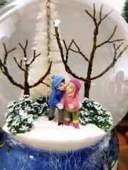 İlk Öpücük Kar Küresi