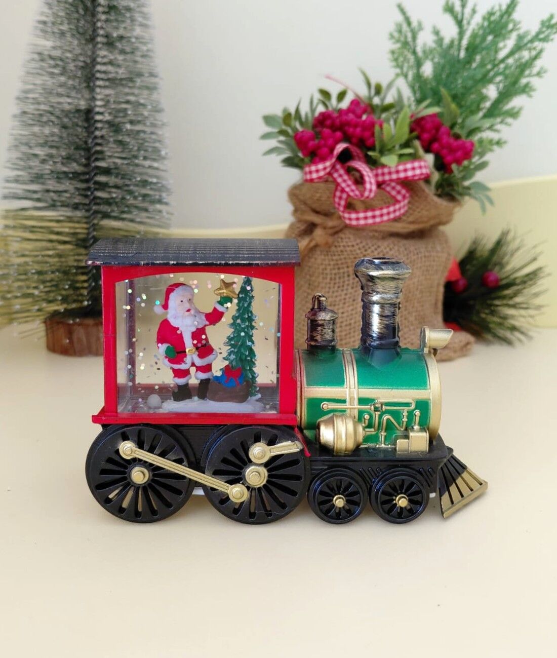 Işıklı Yılbaşı Treni Kar Küresi