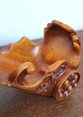 Fil Biblolu Şarap Tutucu