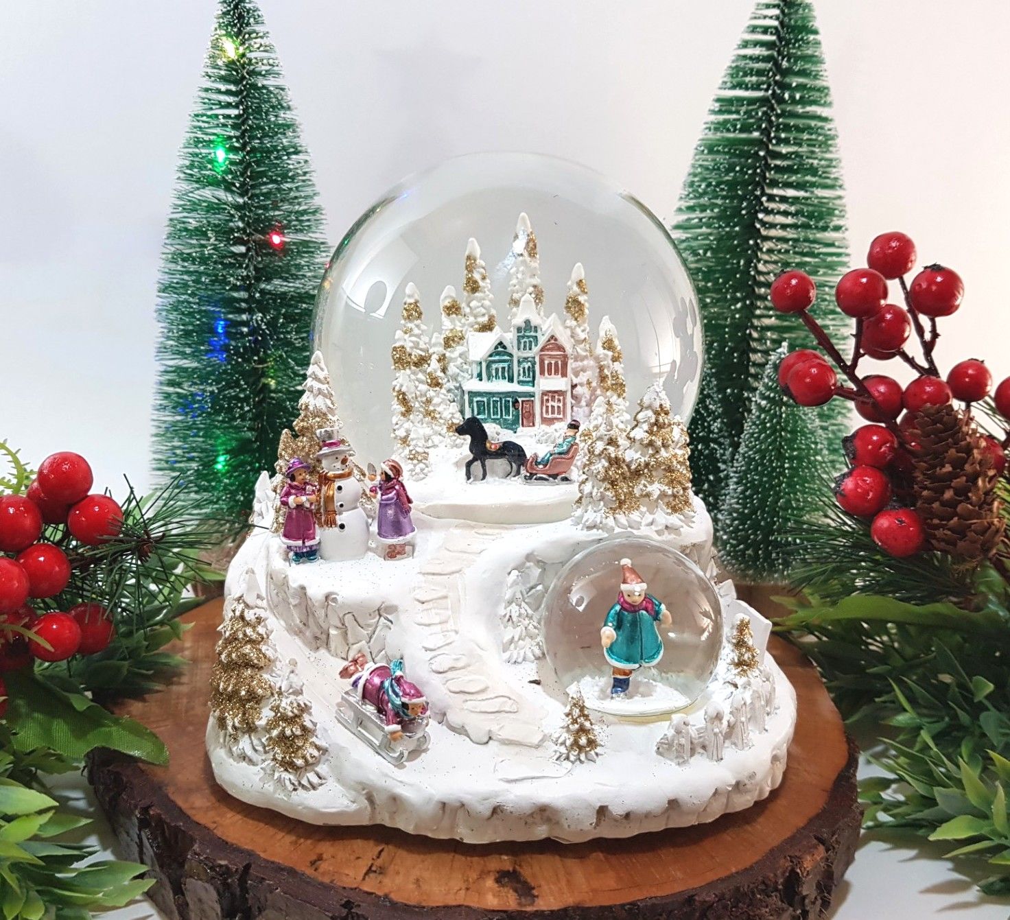 Müzikli Kar Küresi