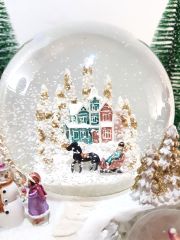 Müzikli Kar Küresi