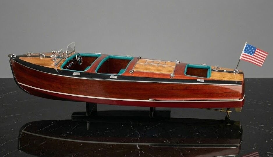 Ahşap Sürat Teknesi (Chris Craft Triple)