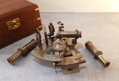 Ahşap Kutulu Bronz Sextant