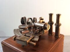 Ahşap kutulu bronz sextant