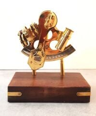 Ahşap Kaideli Pirinç Sekstant