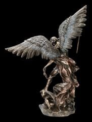 St.Michael Heykeli - Büyük Boy