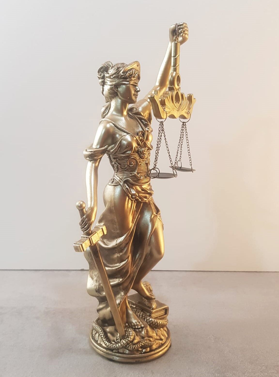 Adalet Heykeli (Themis) (29 cm)