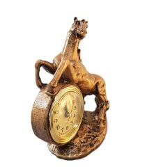 At Biblolu Masa Saati