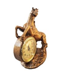 At Biblolu Masa Saati